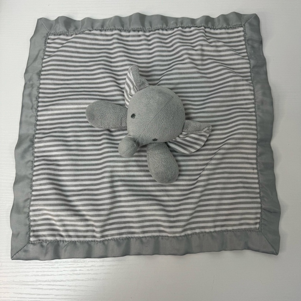 🤑Circo Gray Elephant Lovey/Security Blanket